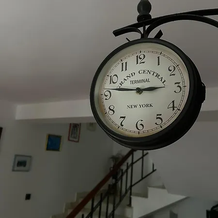 ペンション ラ ノブレッセ ゲストハウス